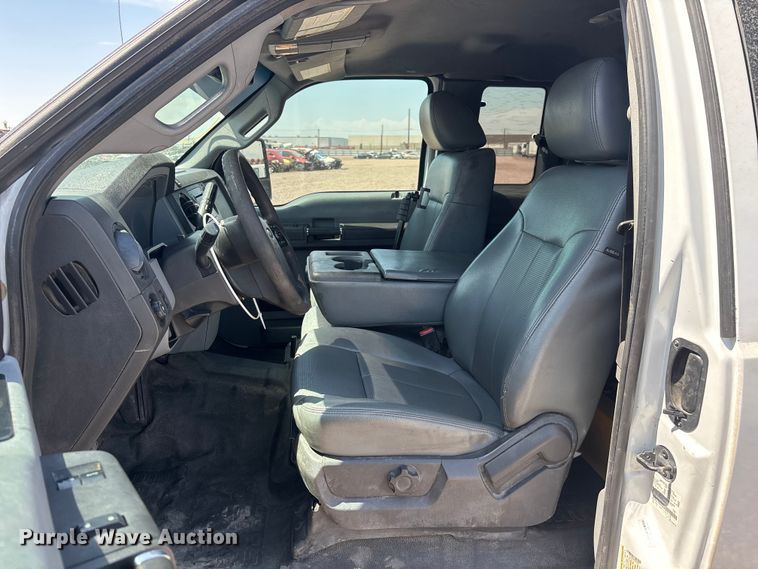 image for item YA3988 2015 Ford F250 Super Duty Ext. Cab utility / service truck