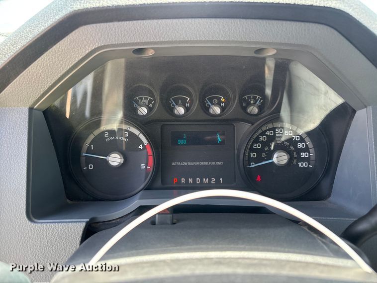 image for item YA3988 2015 Ford F250 Super Duty Ext. Cab utility / service truck