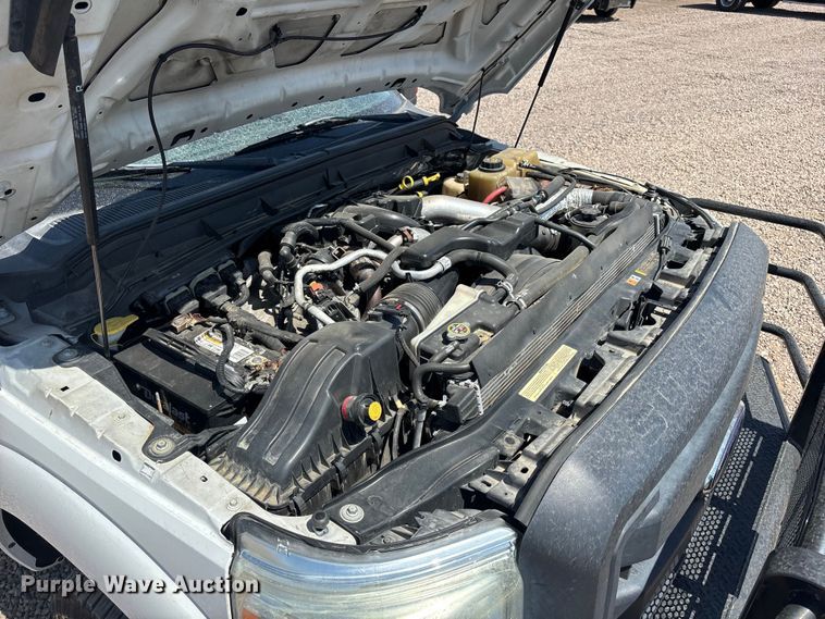 image for item YA3988 2015 Ford F250 Super Duty Ext. Cab utility / service truck