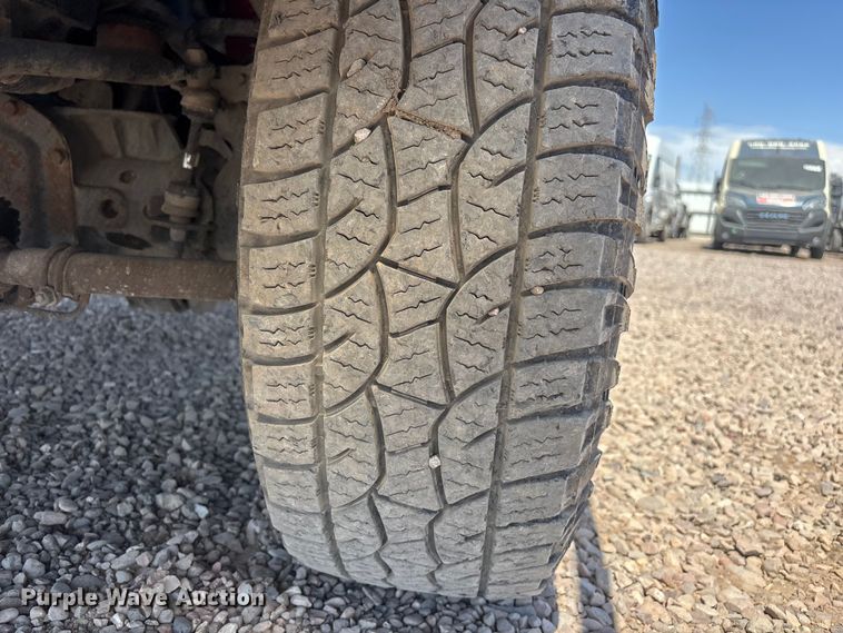 image for item YA3988 2015 Ford F250 Super Duty Ext. Cab utility / service truck