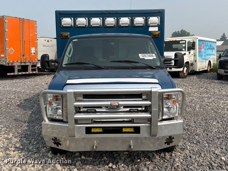 image for item YA4008 2025 Ford E450 ambulance
