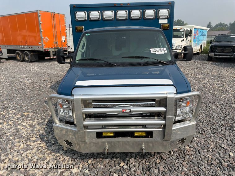 image for item YA4008 2025 Ford E450 ambulance