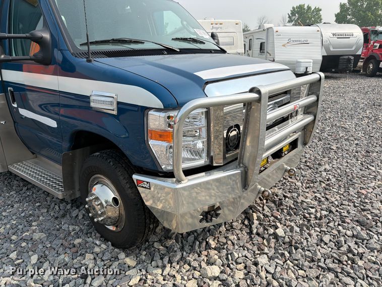 image for item YA4008 2025 Ford E450 ambulance