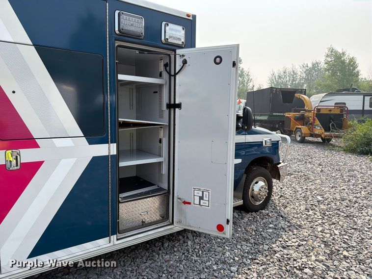 image for item YA4008 2025 Ford E450 ambulance