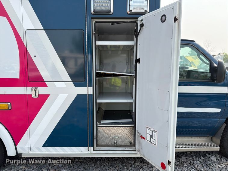 image for item YA4008 2025 Ford E450 ambulance