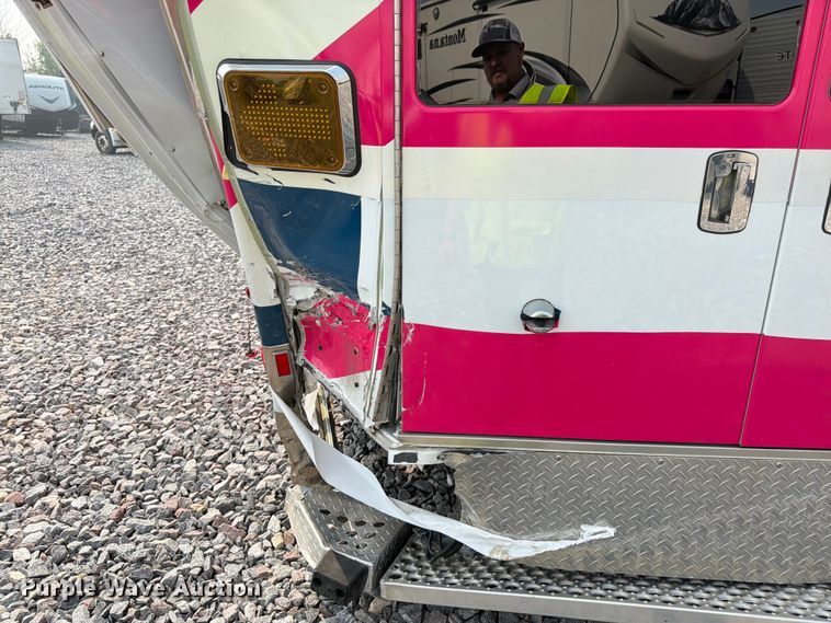 image for item YA4008 2025 Ford E450 ambulance