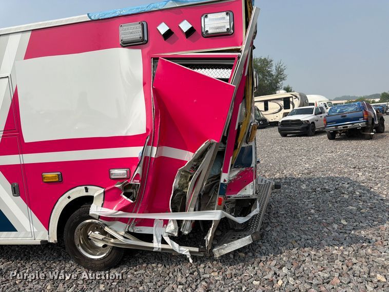 image for item YA4008 2025 Ford E450 ambulance