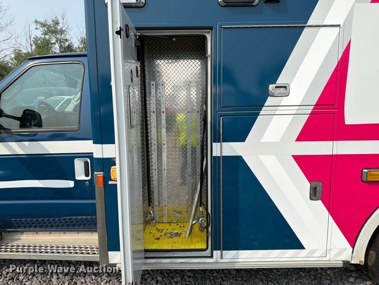 image for item YA4008 2025 Ford E450 ambulance