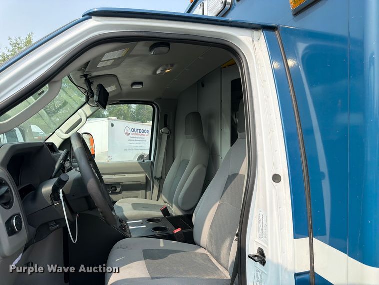 image for item YA4008 2025 Ford E450 ambulance