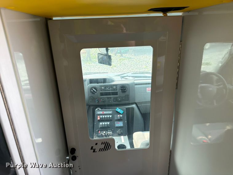 image for item YA4008 2025 Ford E450 ambulance