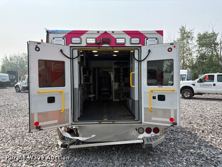 image for item YA4008 2025 Ford E450 ambulance