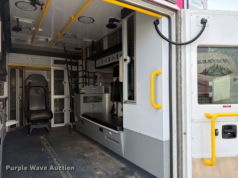 image for item YA4008 2025 Ford E450 ambulance
