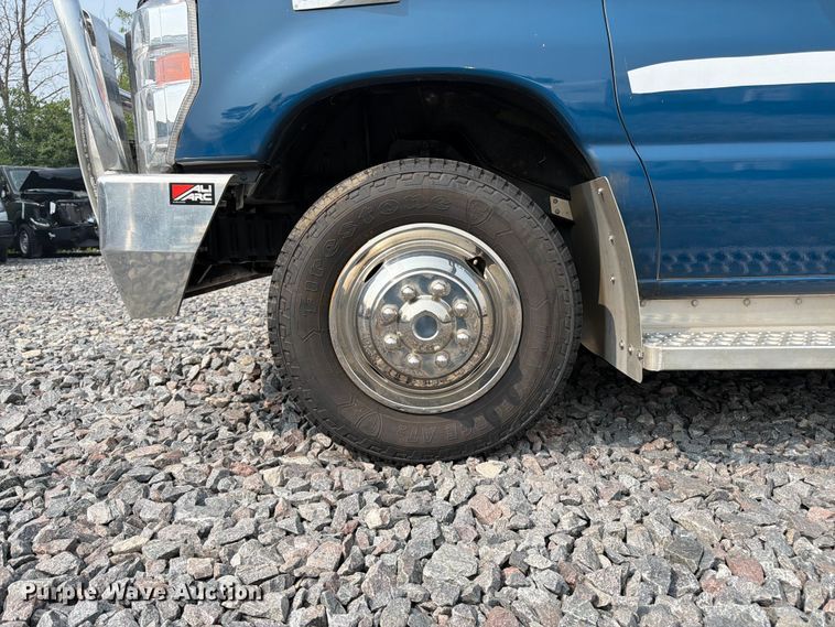 image for item YA4008 2025 Ford E450 ambulance