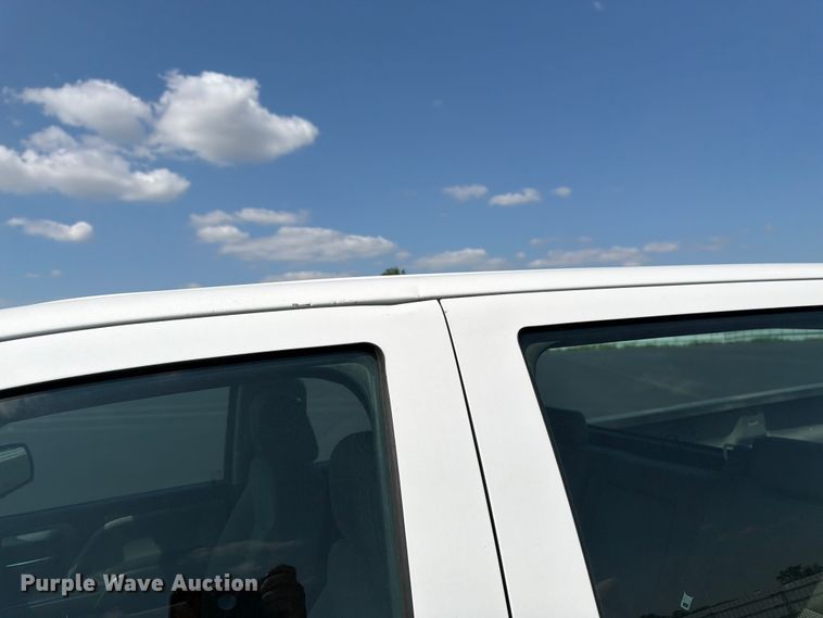 image for item YA4043 2016 Chevrolet Silverado 2500HD Crew Cab pickup truck