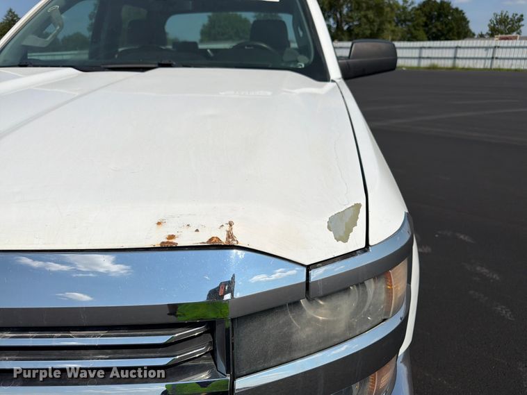 image for item YA4043 2016 Chevrolet Silverado 2500HD Crew Cab pickup truck