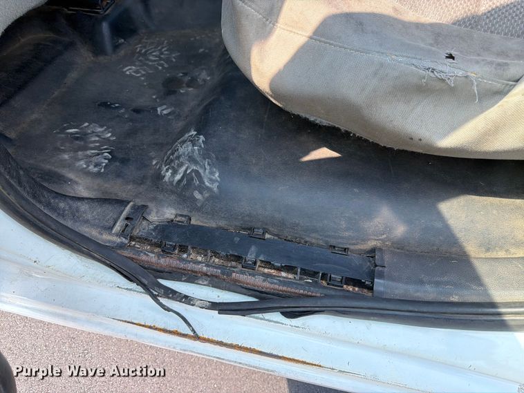 image for item YA4043 2016 Chevrolet Silverado 2500HD Crew Cab pickup truck