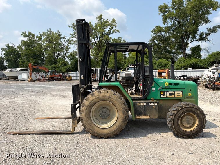 image for item YA4114 JCB 930 forklift