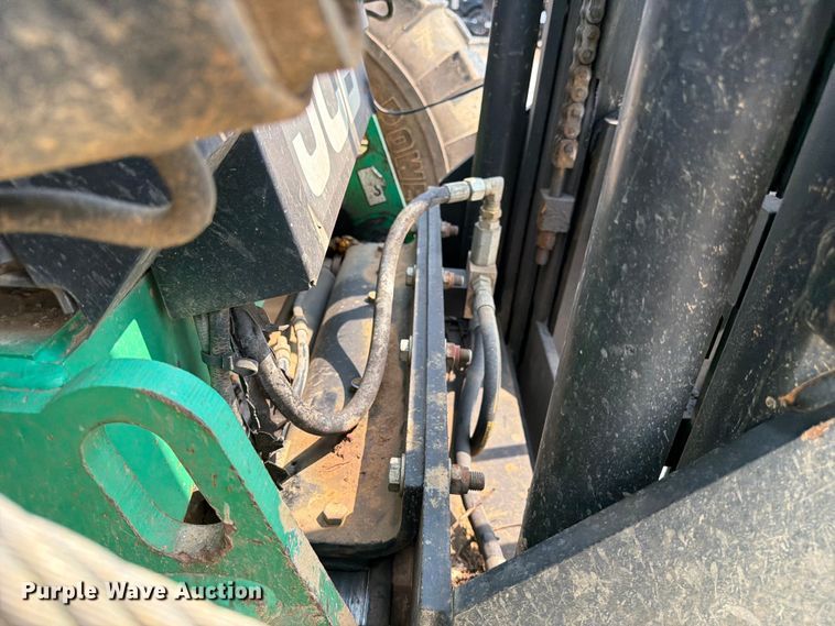 image for item YA4114 JCB 930 forklift
