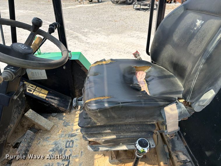 image for item YA4114 JCB 930 forklift