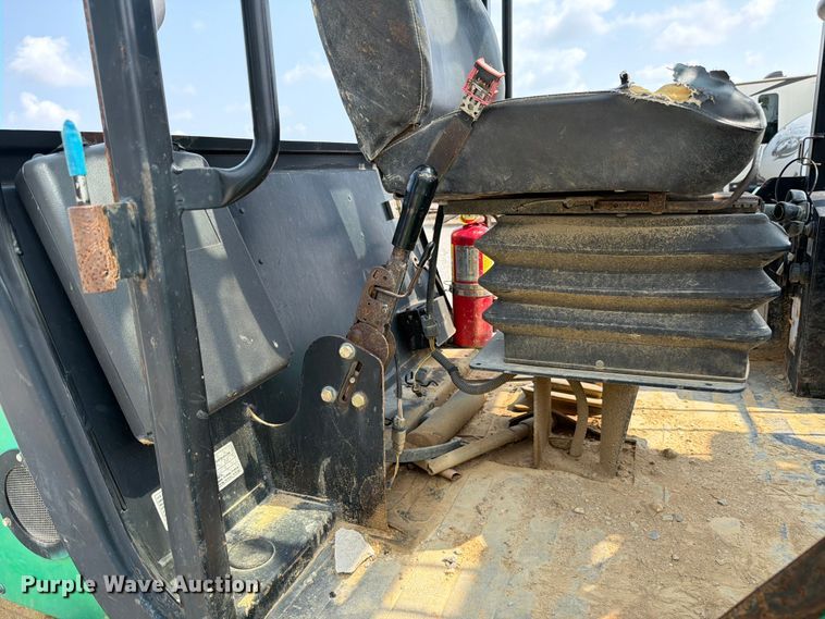 image for item YA4114 JCB 930 forklift