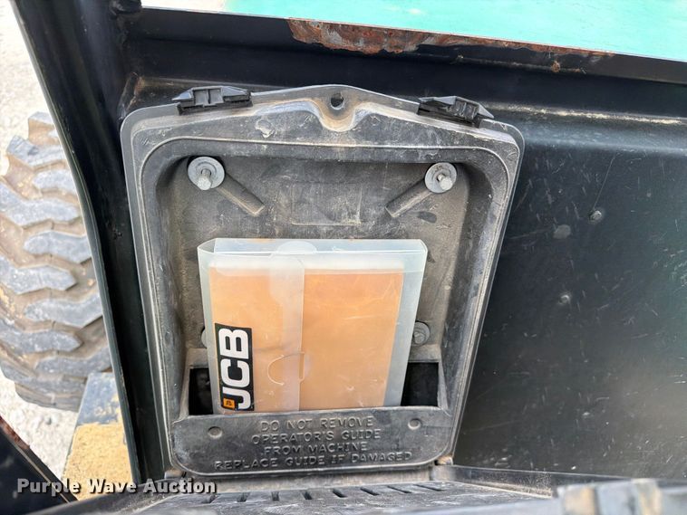 image for item YA4114 JCB 930 forklift