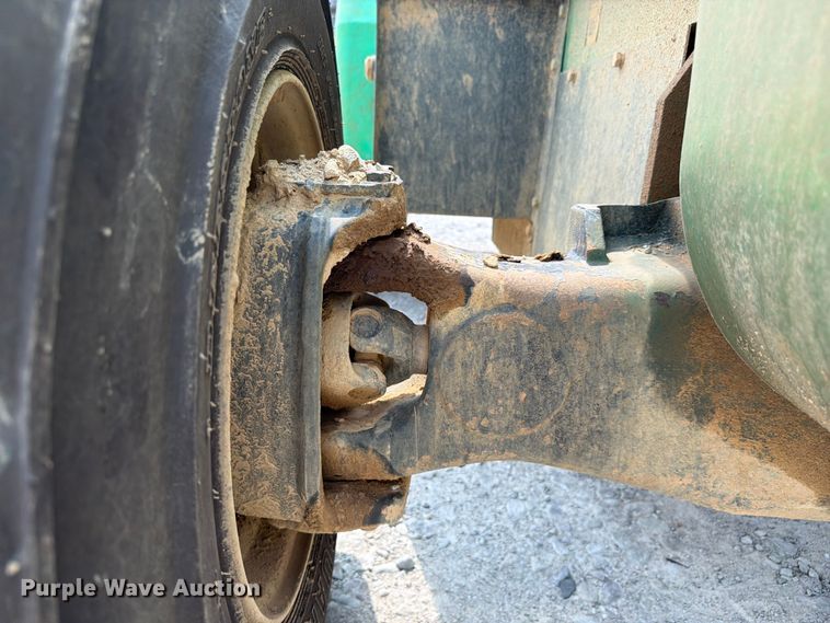 image for item YA4114 JCB 930 forklift