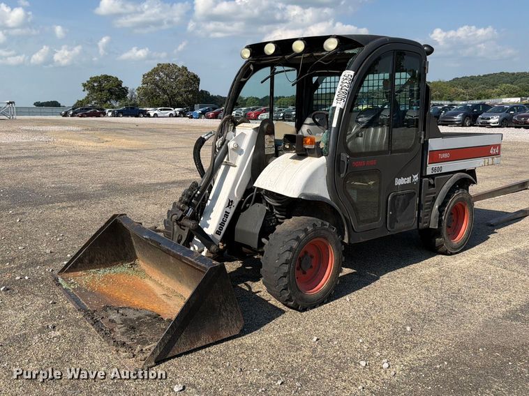 2005 Bobcat 5600 utility vehicle