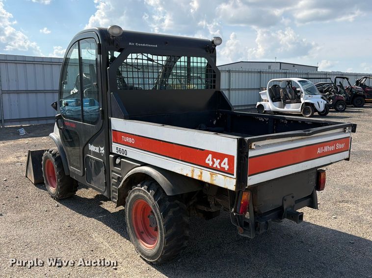 image for item YA4126 2005 Bobcat 5600 utility vehicle