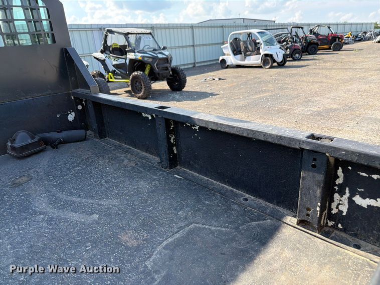 image for item YA4126 2005 Bobcat 5600 utility vehicle