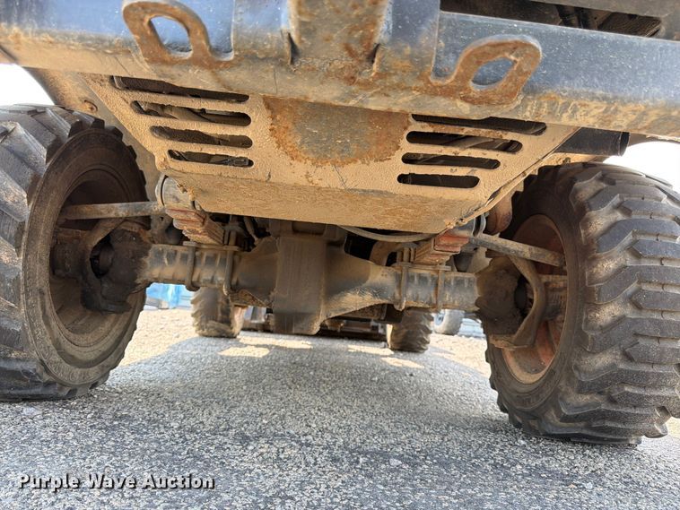 image for item YA4126 2005 Bobcat 5600 utility vehicle