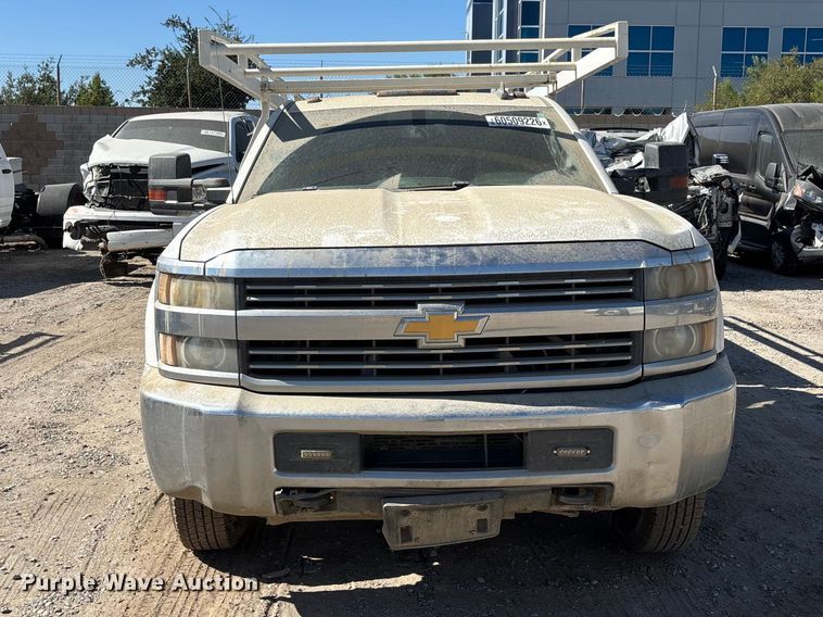 image for item YA4143 2016 Chevrolet Silverado 3500 utility bed pickup truck