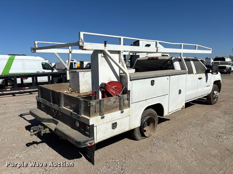 image for item YA4143 2016 Chevrolet Silverado 3500 utility bed pickup truck