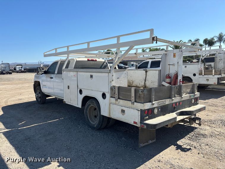 image for item YA4143 2016 Chevrolet Silverado 3500 utility bed pickup truck