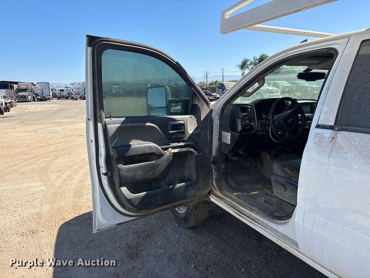image for item YA4143 2016 Chevrolet Silverado 3500 utility bed pickup truck