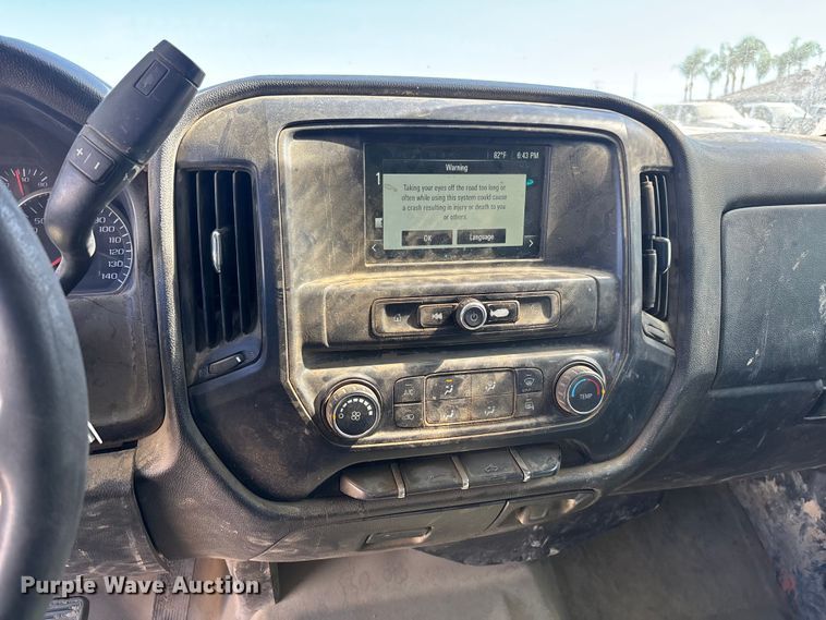 image for item YA4143 2016 Chevrolet Silverado 3500 utility bed pickup truck