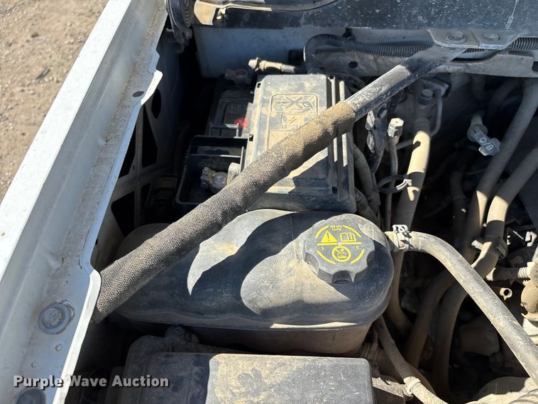 image for item YA4143 2016 Chevrolet Silverado 3500 utility bed pickup truck