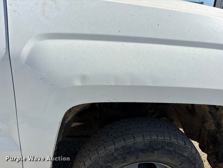 image for item YA4144 2017 Chevrolet Silverado 3500 utility bed pickup truck