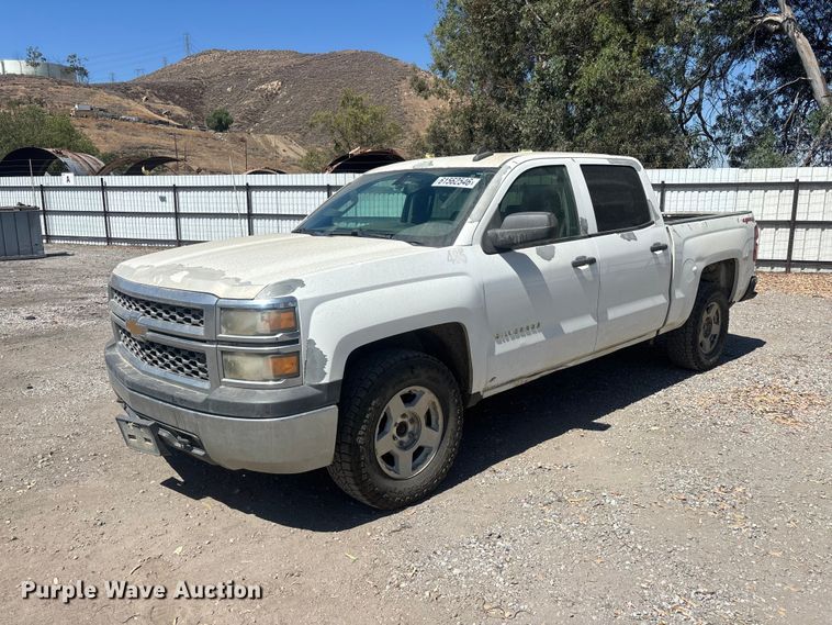2015 Chevrolet Silverado 1500 Crew Cab pickup truck