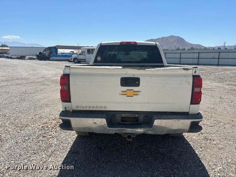 image for item YA4206 2015 Chevrolet Silverado 1500 Crew Cab pickup truck