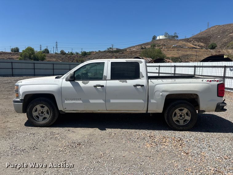 image for item YA4206 2015 Chevrolet Silverado 1500 Crew Cab pickup truck