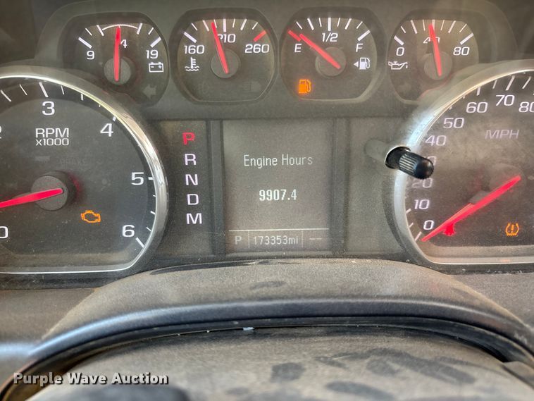 image for item YA4206 2015 Chevrolet Silverado 1500 Crew Cab pickup truck