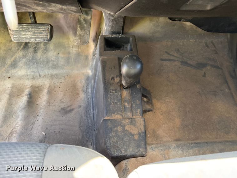 image for item YA4206 2015 Chevrolet Silverado 1500 Crew Cab pickup truck