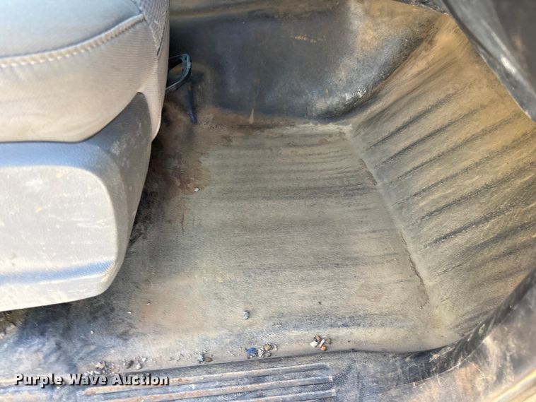 image for item YA4206 2015 Chevrolet Silverado 1500 Crew Cab pickup truck