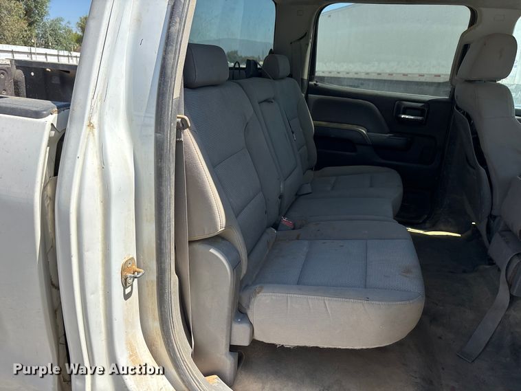 image for item YA4206 2015 Chevrolet Silverado 1500 Crew Cab pickup truck