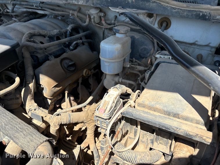 image for item YA4206 2015 Chevrolet Silverado 1500 Crew Cab pickup truck