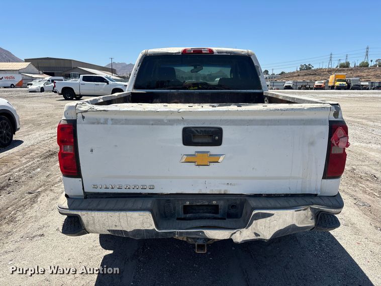 image for item YA4207 2015 Chevrolet Silverado 1500 Crew Cab pickup truck