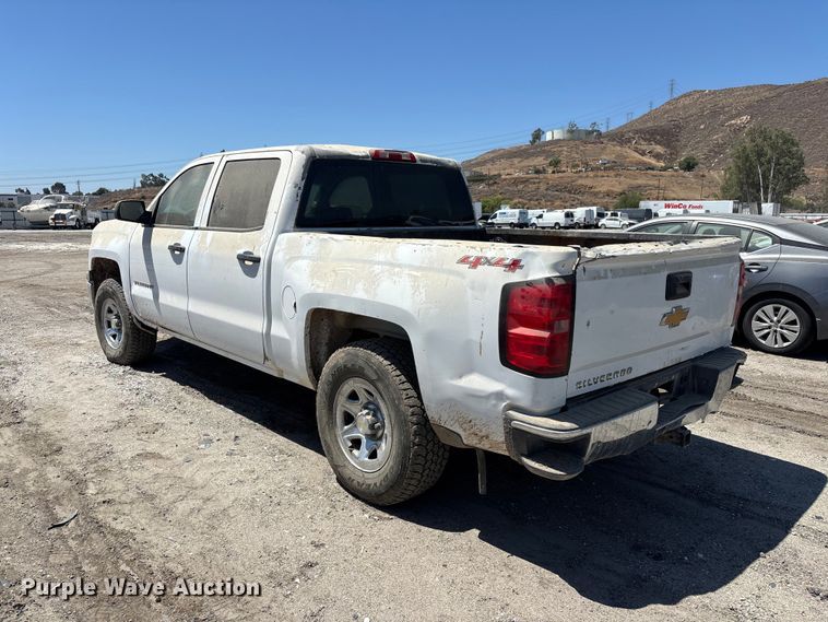 image for item YA4207 2015 Chevrolet Silverado 1500 Crew Cab pickup truck