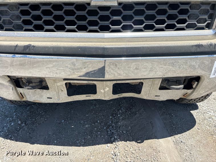 image for item YA4207 2015 Chevrolet Silverado 1500 Crew Cab pickup truck