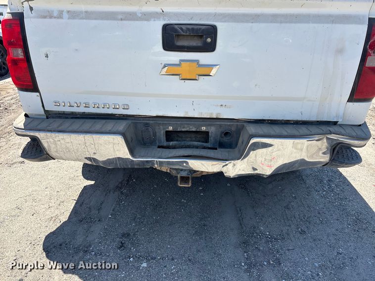 image for item YA4207 2015 Chevrolet Silverado 1500 Crew Cab pickup truck