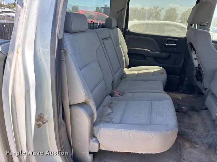 image for item YA4207 2015 Chevrolet Silverado 1500 Crew Cab pickup truck